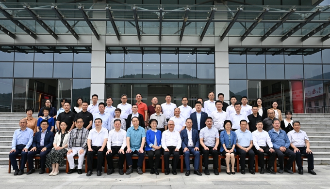 “扩大朋友圈 推进一体化”六城市加盟暨合作项目签约仪式在best365英国在线体育官网举行15.jpg